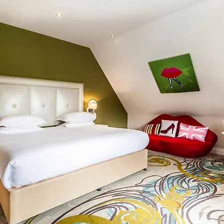 Daffodil Y Hotel 4*
