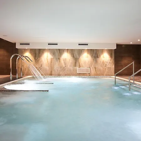 The Daffodil & Ξενοδοχείο Grasmere