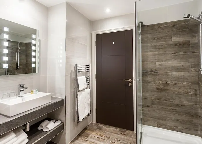 فندق ذا دافوديل هوتل آند سبا جراسمير