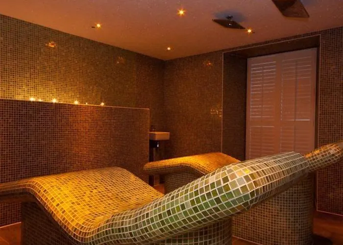 ذا دافوديل هوتل آند سبا