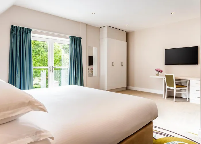 The Daffodil & Hotel 4*