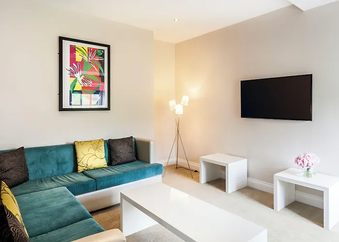 The Daffodil & Hotel