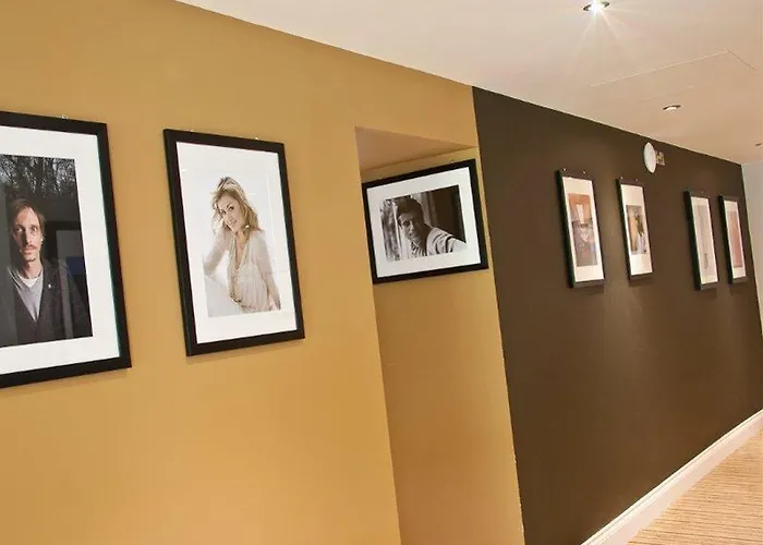 Hotel The Daffodil &